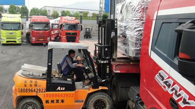 香蕉视频首页铝产业园投产，“归雁经济” 助力产业升级